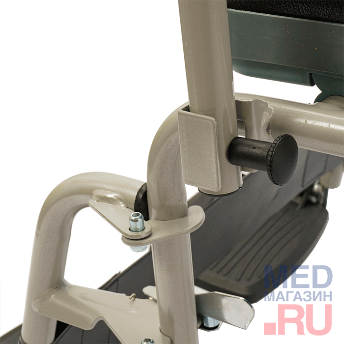 Кресло-каталка с санитарным устройством Barry V2P