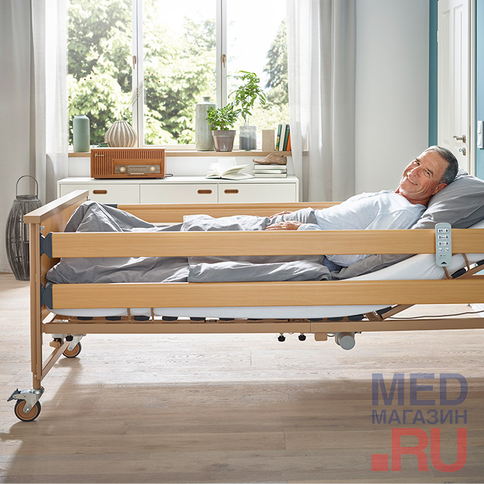 Кровать медицинская электрическая Burmeier Dali Standard с деревянными декоративными панелями, деревянными ламелями и матрасом