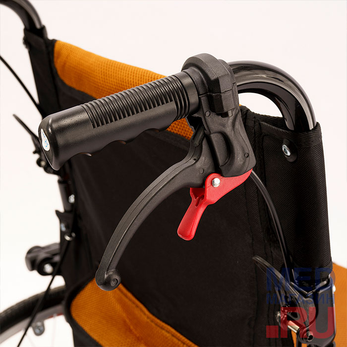 Кресло-коляска Barry D6AL