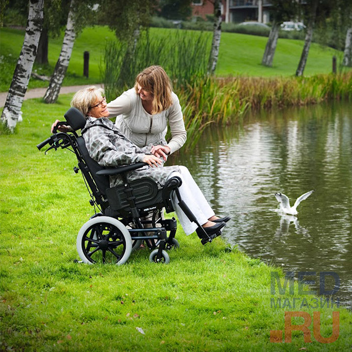Пассивная кресло-коляска Invacare Rea Azalea Assist