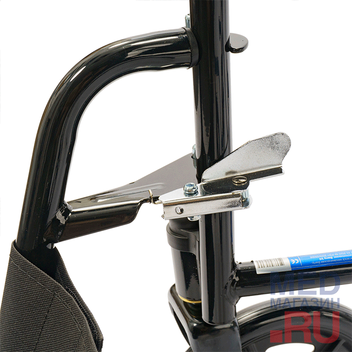 Кресло-каталка инвалидная Barry V4