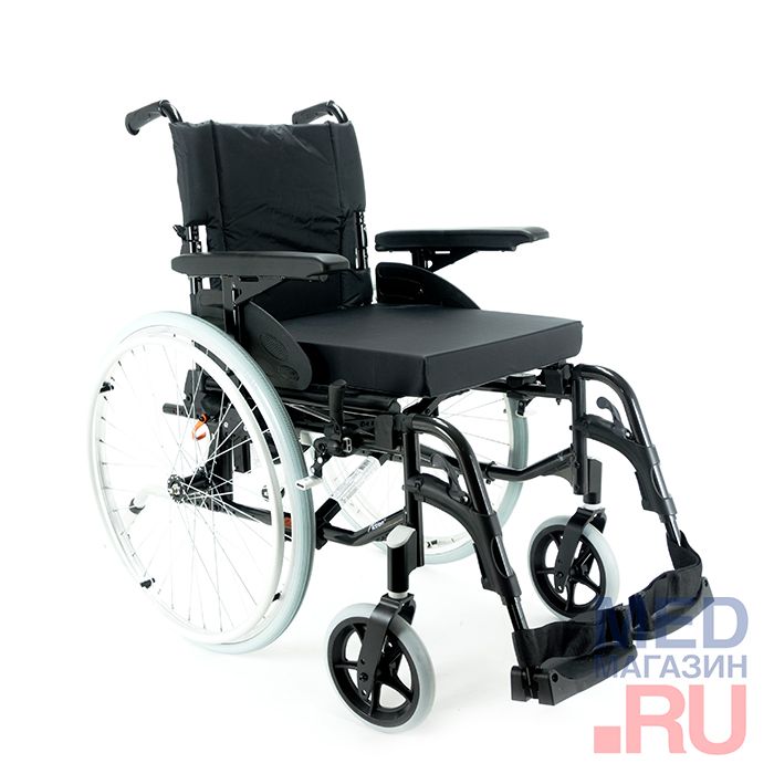 Инвалидная кресло-коляска Invacare Action 2NG