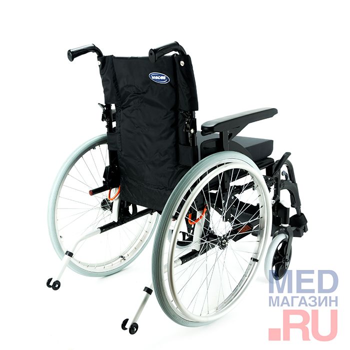 Инвалидная кресло-коляска Invacare Action 2NG